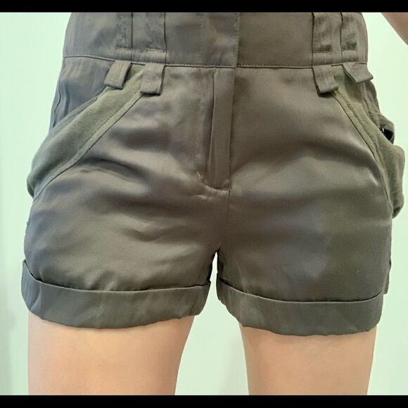 BCBG SILK GREEN SHORTS - Picture 1 of 4